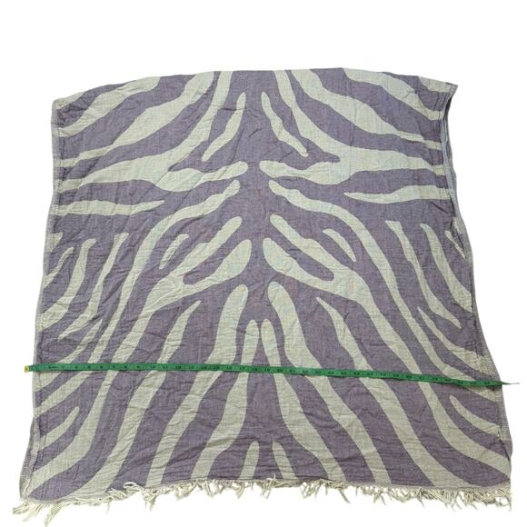 ONKUMO Amazon Coral Organic Cotton Towel in Purple Cream Double Faced Muslin - Picture 6 of 7